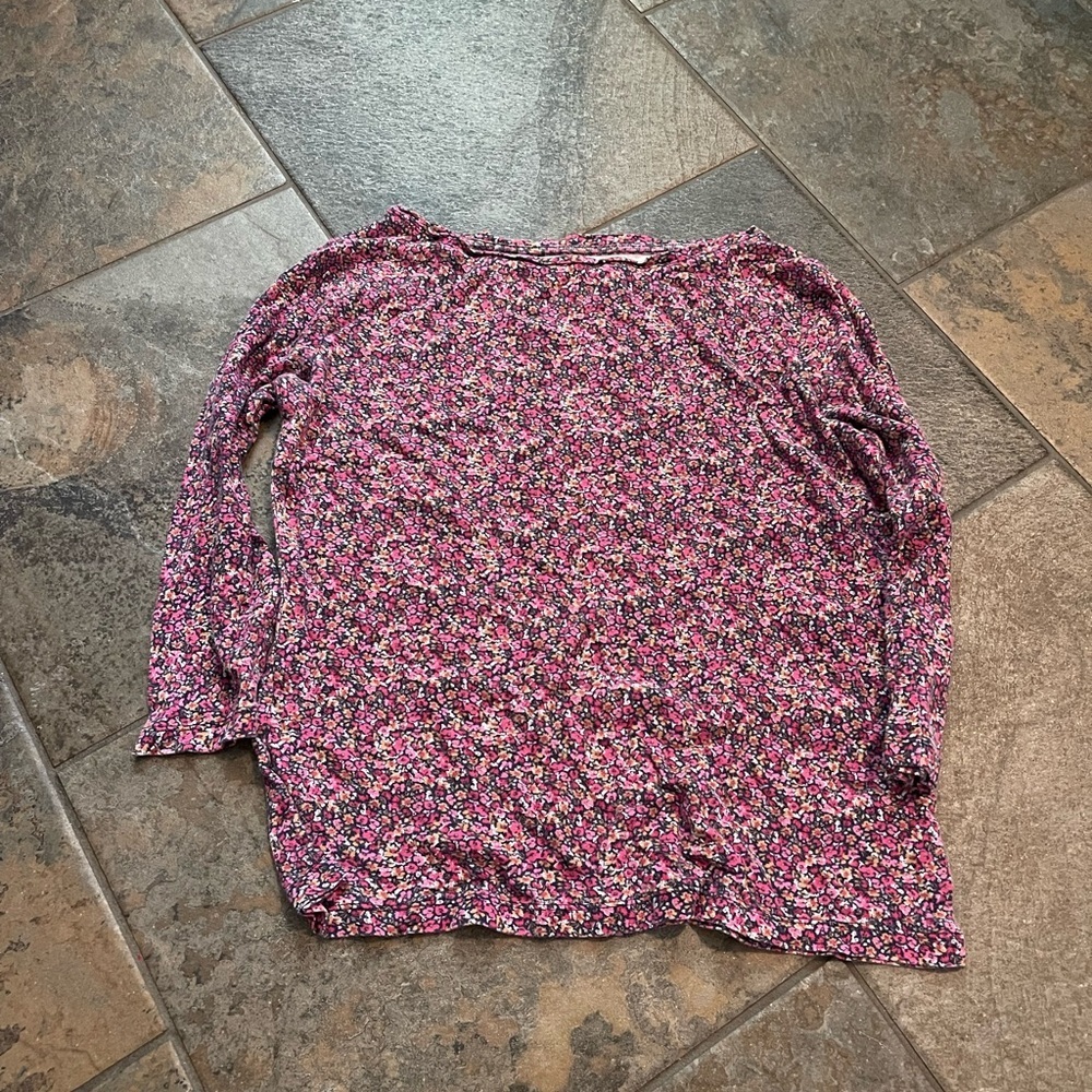 Talbots size small cute shirt. Floral pattern and great condition. - Picture 1 of 2